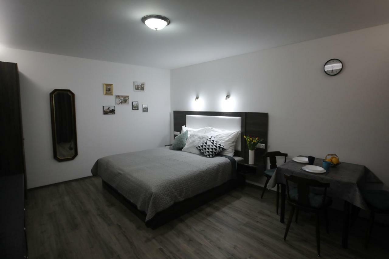 Varga Vendeghaz Sumegpraga Exterior foto